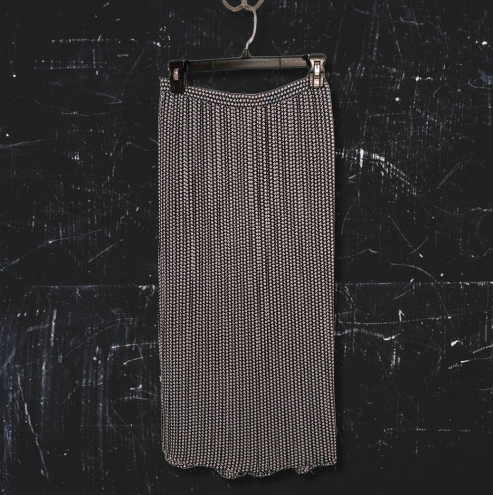 💋 NWT Pop Sugar Black & White "Starstruck" Accordion Pleated Midiskirt S…